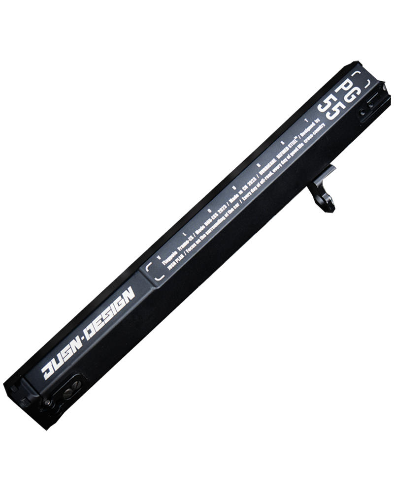 GWM Tank 300 JUSN 3-in-1 Expedition Flagpole Stand