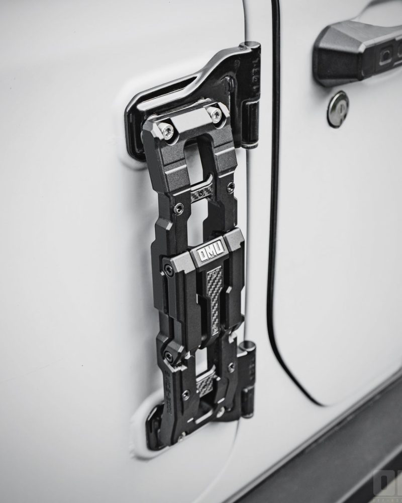 OMU Genesis Series Aluminum Door Hinge Step Folding Foot Pedal for Jeep Wrangler JK JL JT