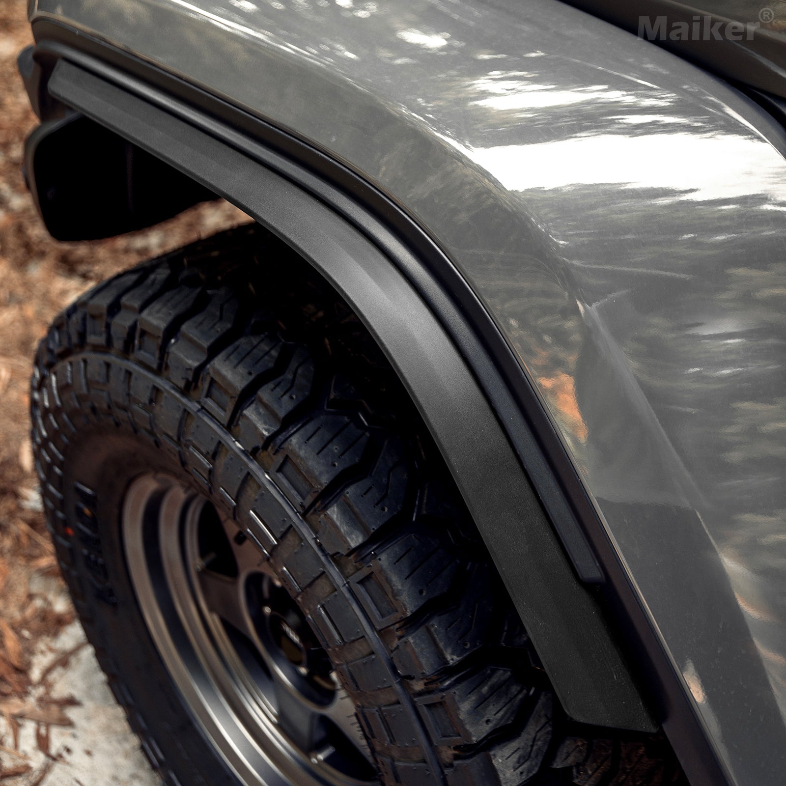 Maiker Extension Fender Trim with Rivet for Jeep Gladiator JT