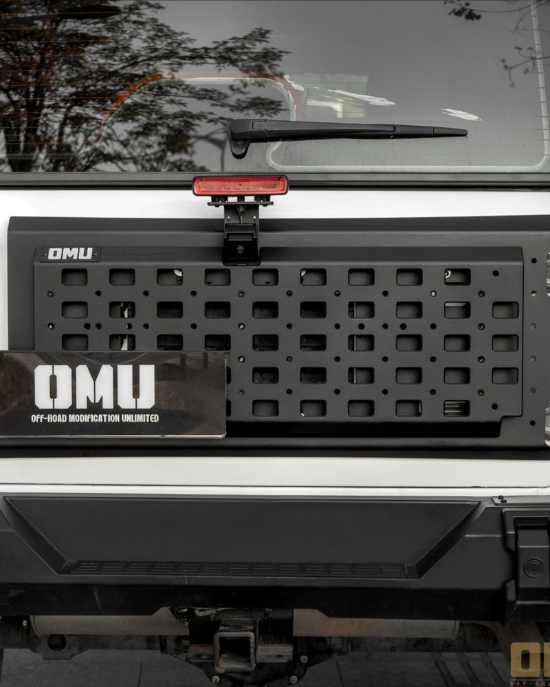 OMU Genesis Series Multi-Function Tailgate Expansion Panel for Jeep Wrangler JL