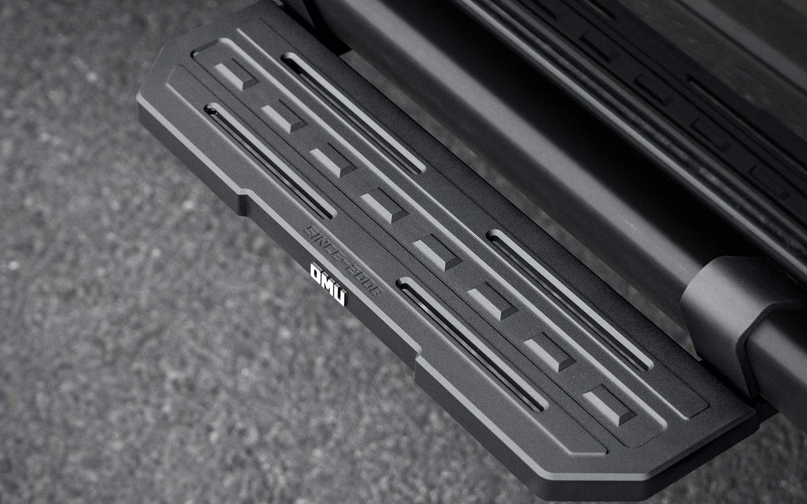 OMU Genesis Side Step For Ford Bronco