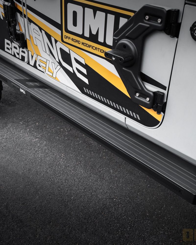 OMU Genesis Aluminum Side Step For Jeep Wrangler JL 4D