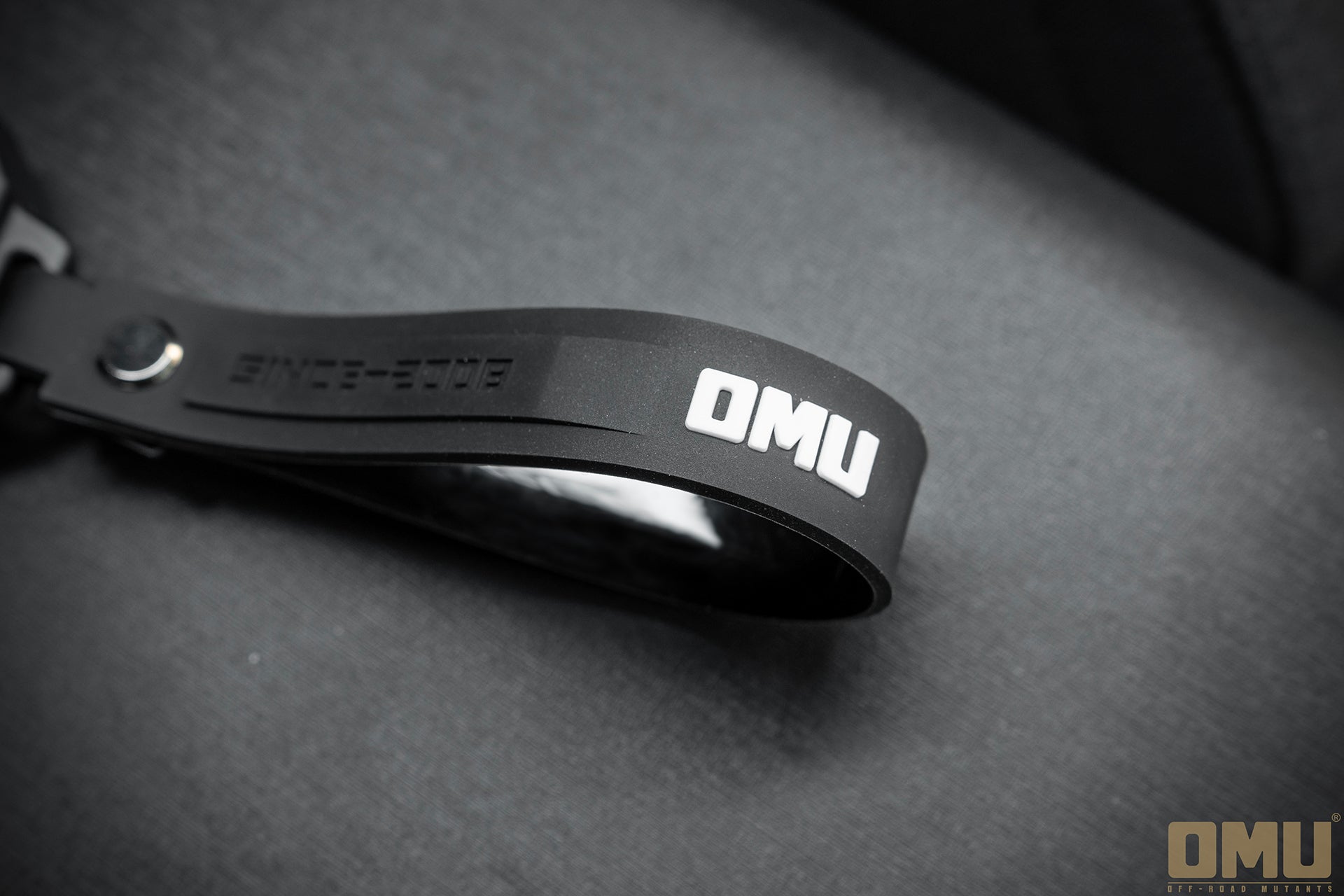 — Strong Grip&Portable — - image 16