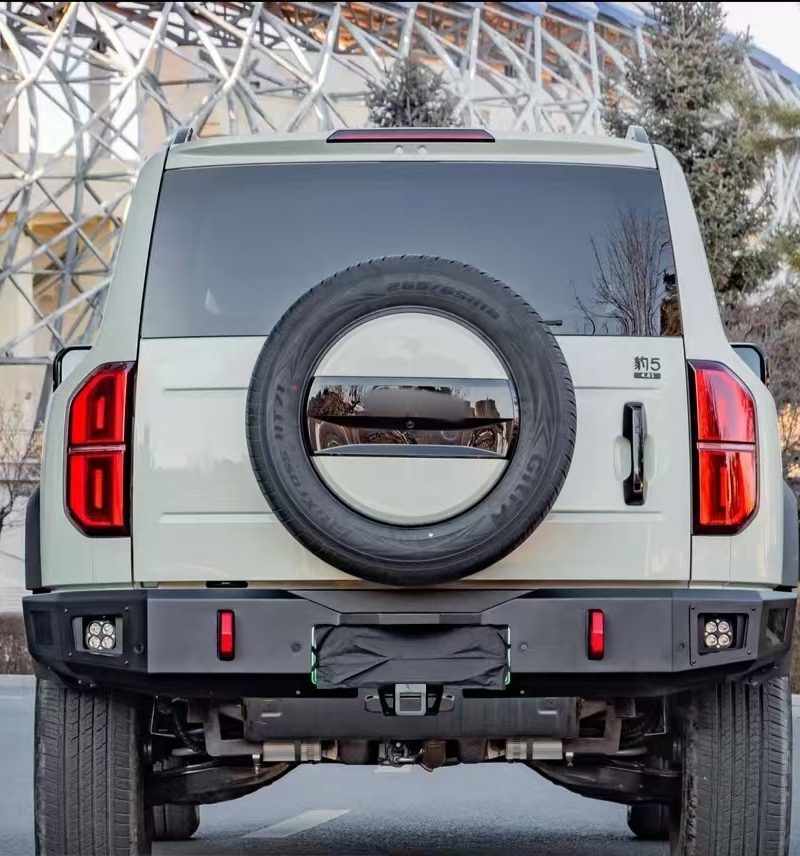 Fangchengbao Leopard 5 Stylish Steel Rear Bumper Safe Impact-Resistant Wear-Resistant Enhancement Condition New