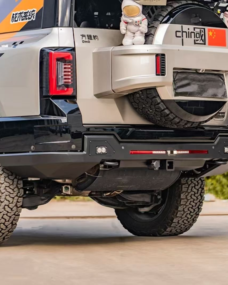 Fangchengbao Leopard 8 Half-Width Bumper Stylish Practical Auto Part Strong Protection for Off-Road New Condition Passionate