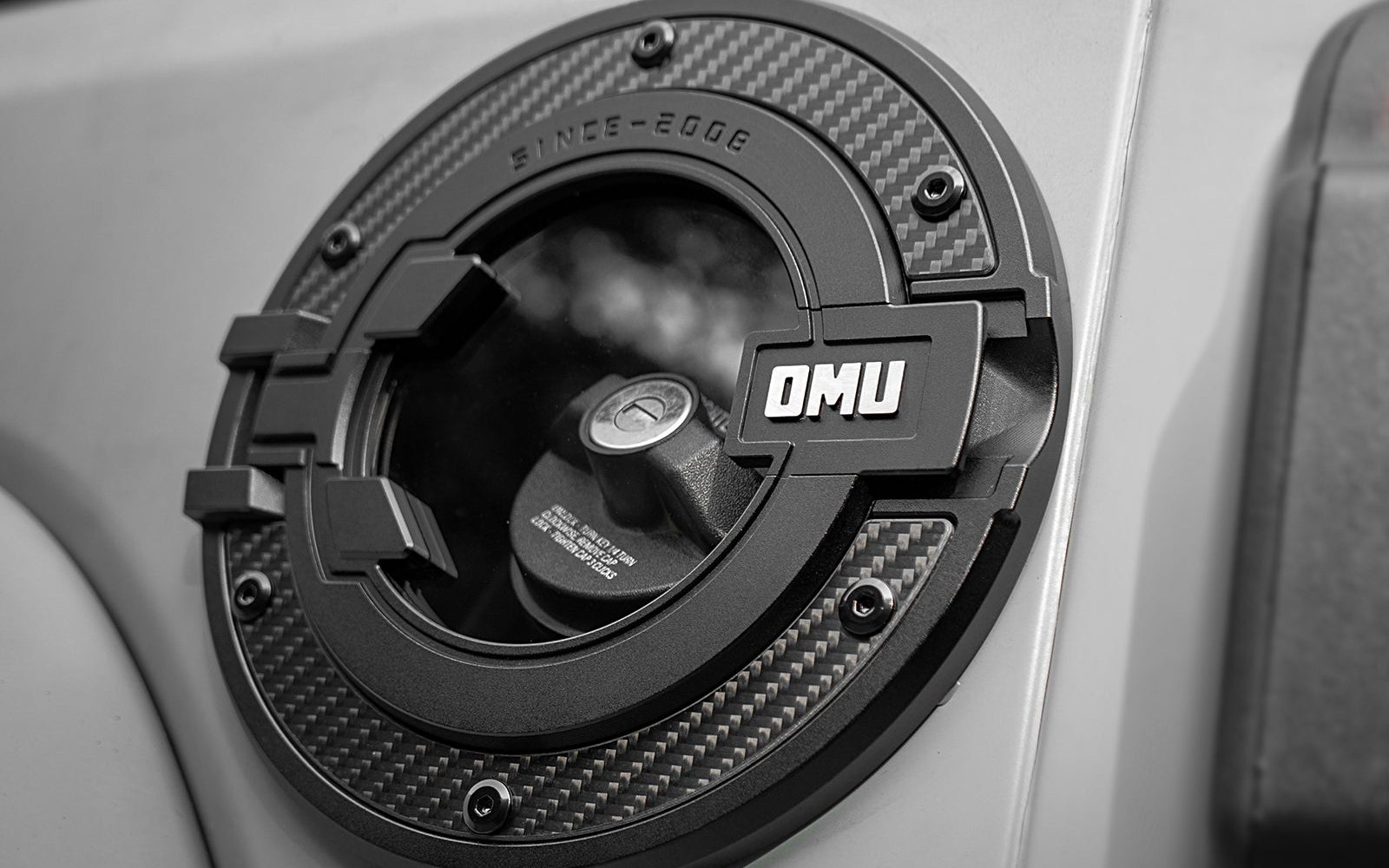 OMU Genesis Tank Cover for Jeep Wrangler JK JL